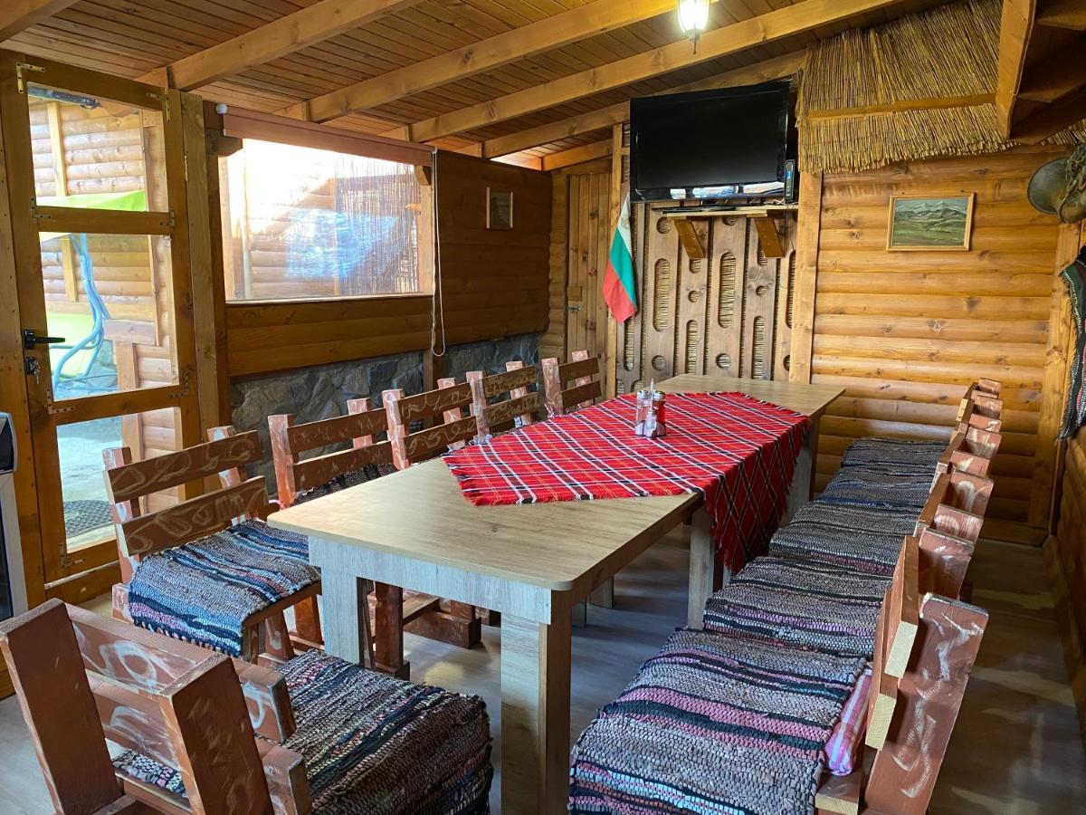 Hotel Тихият Кът Sapareva Banya Esterno foto