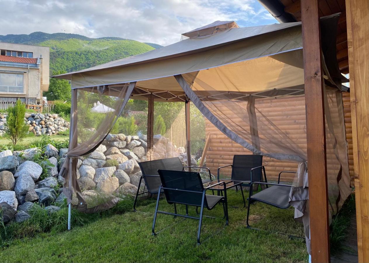 Hotel Тихият Кът Sapareva Banya Esterno foto