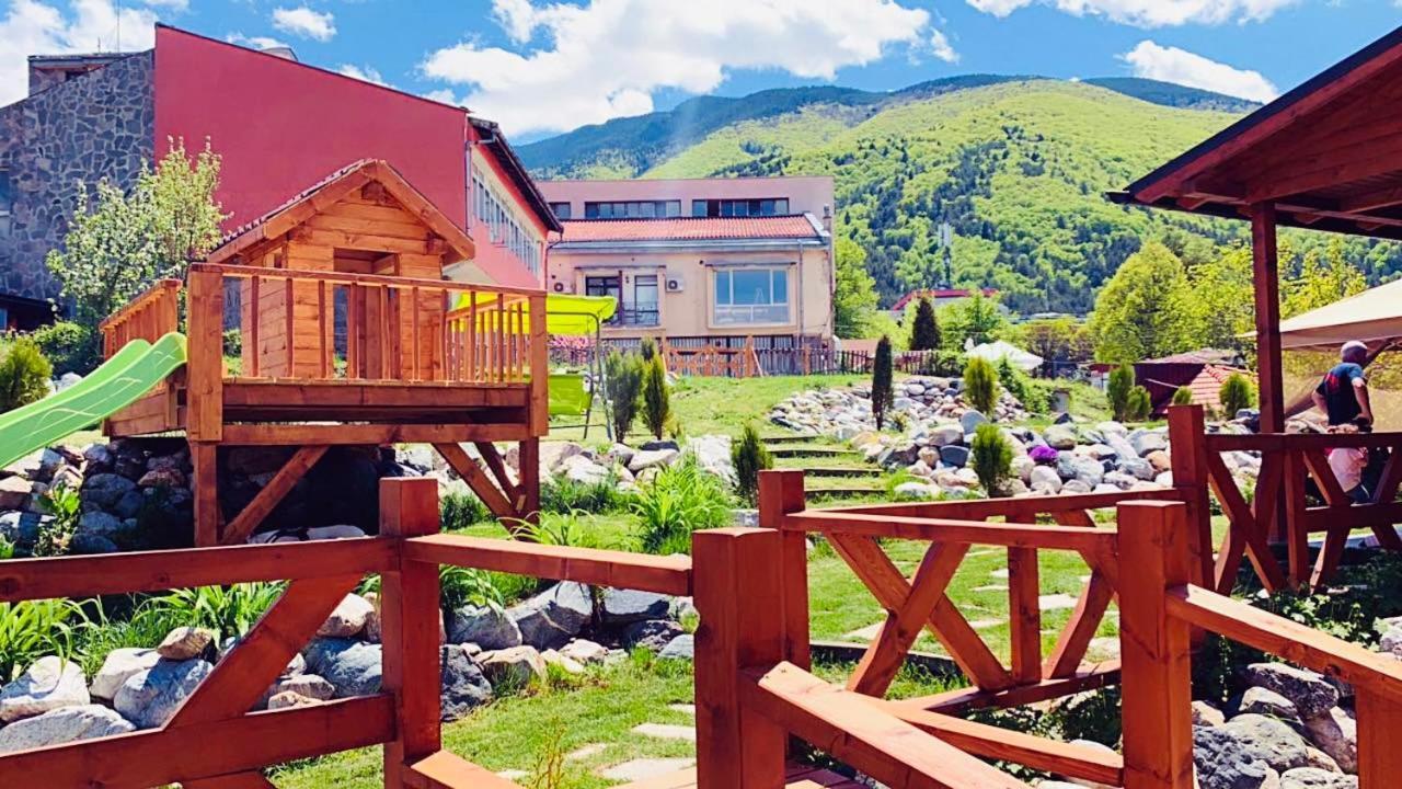 Hotel Тихият Кът Sapareva Banya Esterno foto