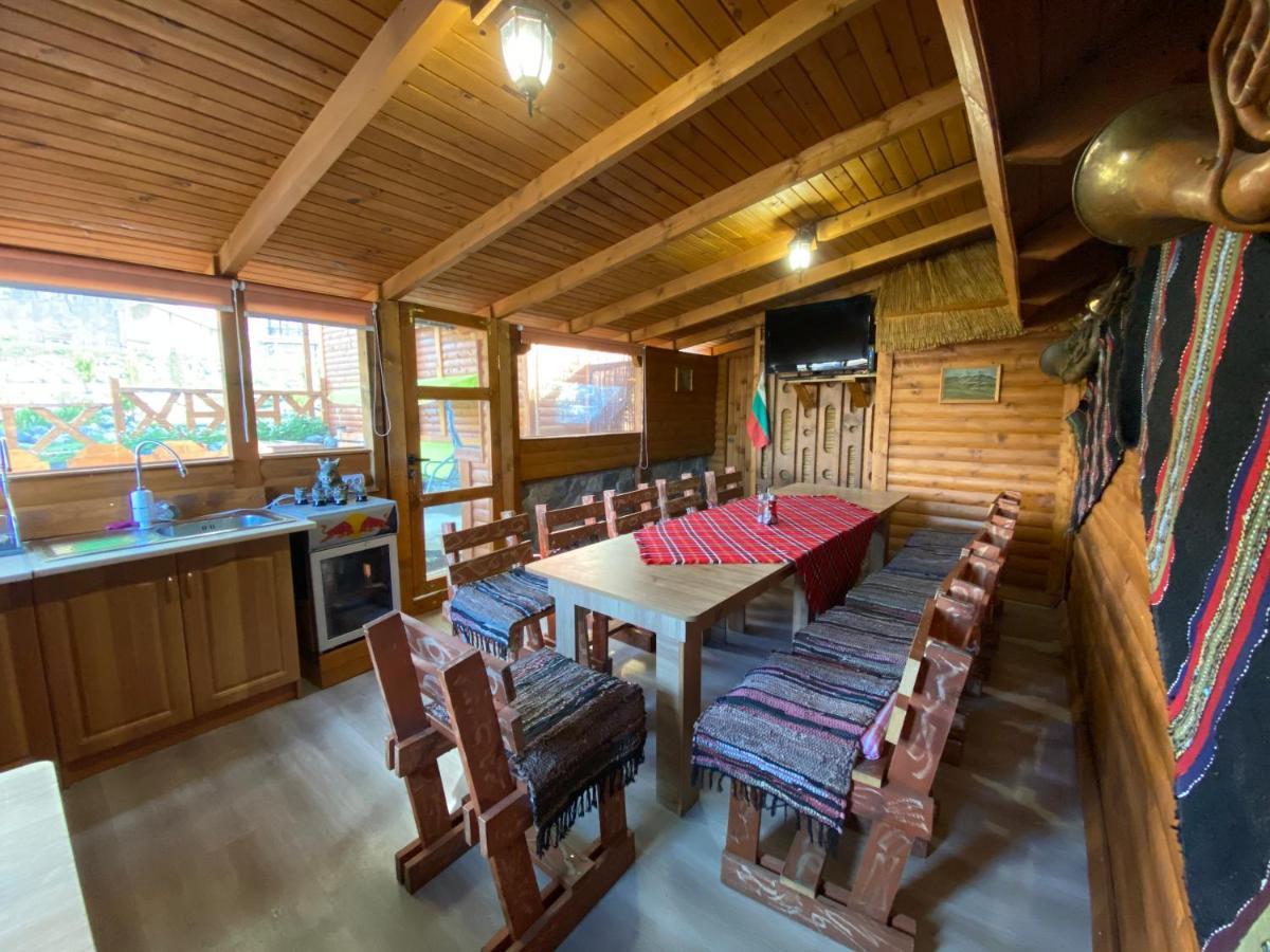 Hotel Тихият Кът Sapareva Banya Esterno foto